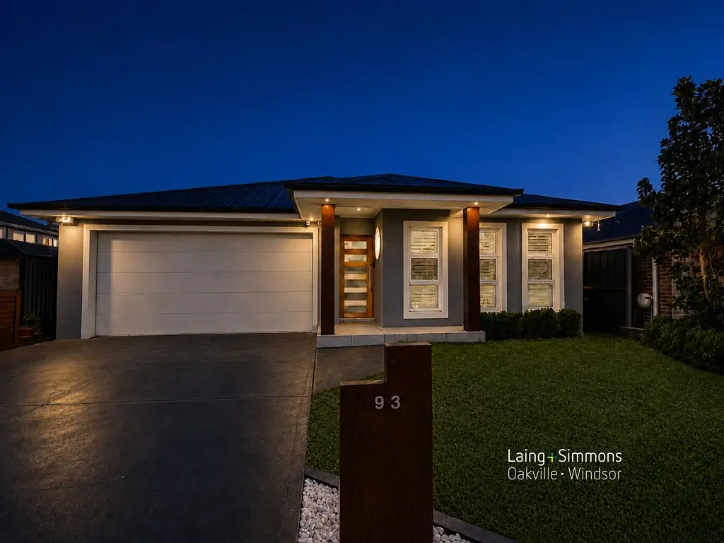 Schofields 4બેડરૂમ Spacious, practical and North East facing family living !
