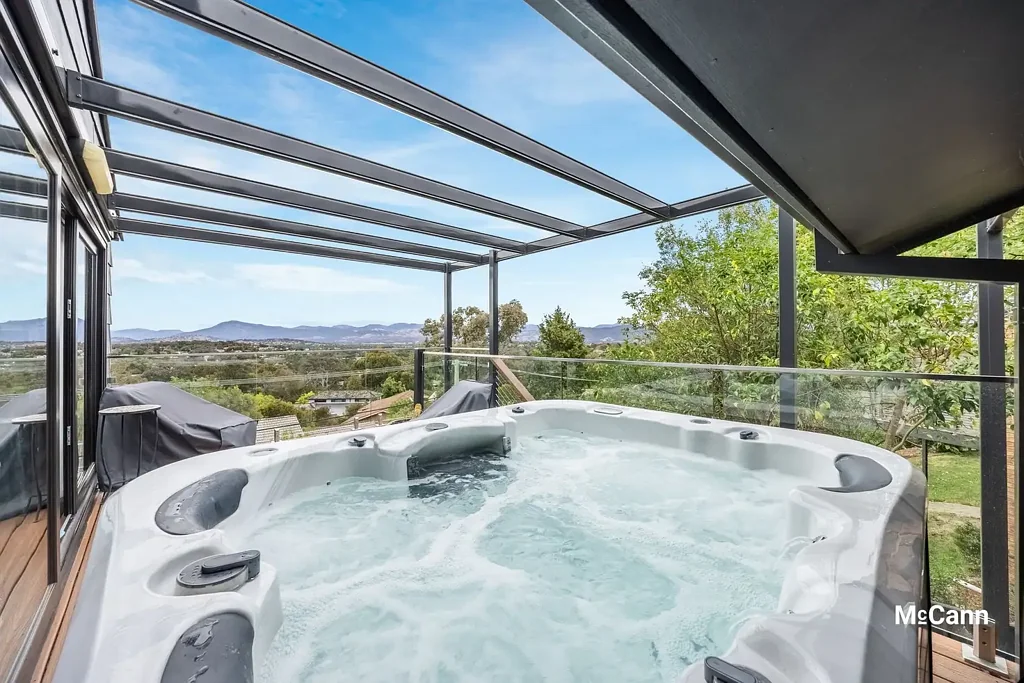 Wanniassa 4બેડરૂમ Premier home with panoramic views