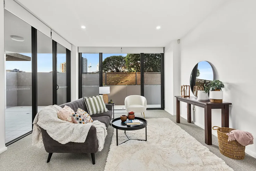 2/12 New Dapto Road, Wollongong, NSW 2500