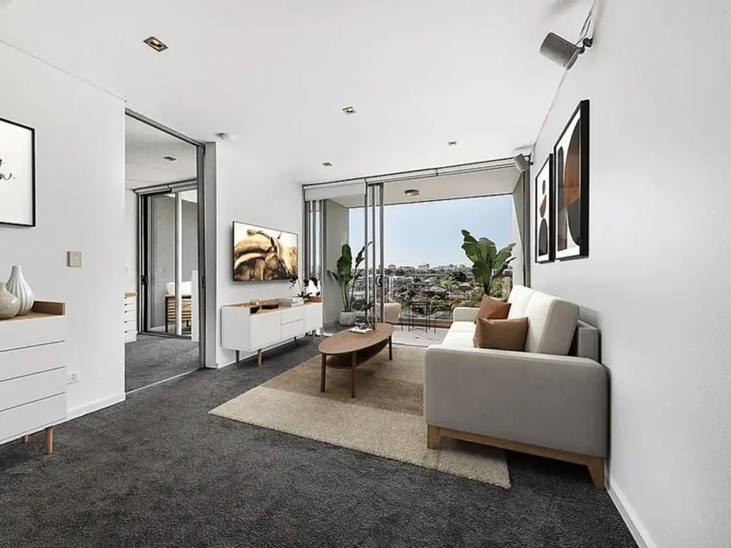 FULLY FURNISHED: Modern and Convenient - Uninterrupted City Views