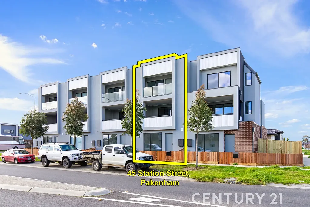 Pakenham 4 Bedroom Brand new modern Home in a Convenient location!!