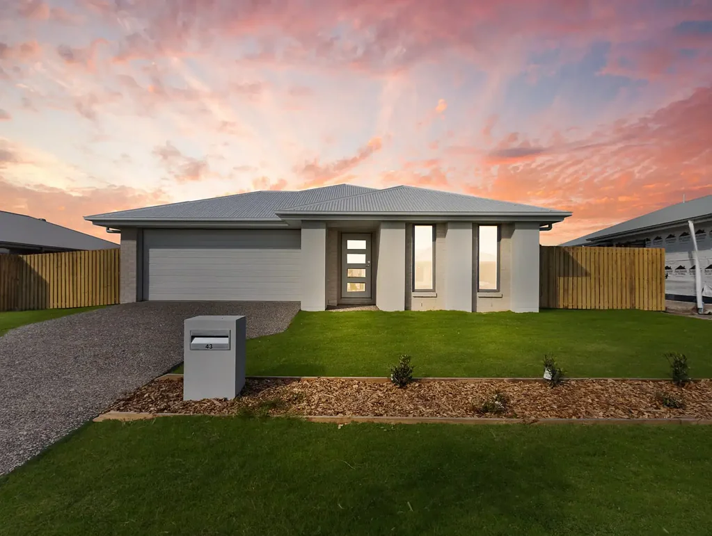 4 Bedroom Home in Burrum Heads for $650 Per week