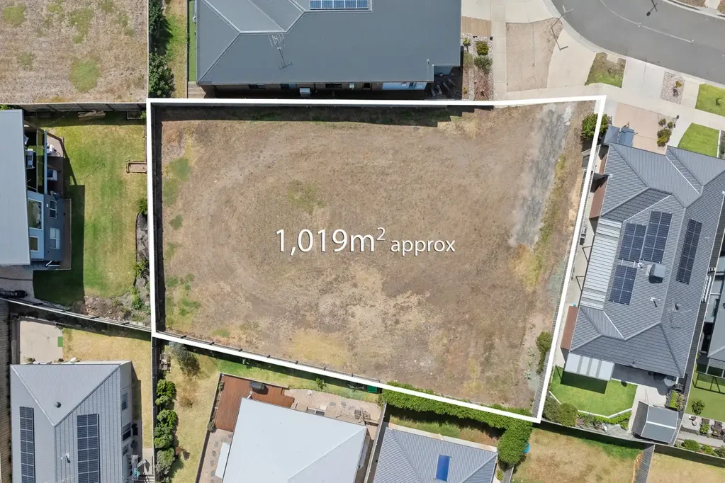 Portarlington  Expansive Coastal Block with Bay View Potential