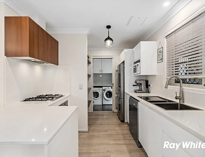 3 Dianella Circuit, Woodcroft, Outer Western Sydney, 3 chambres, 2 salles de bain, Apartment