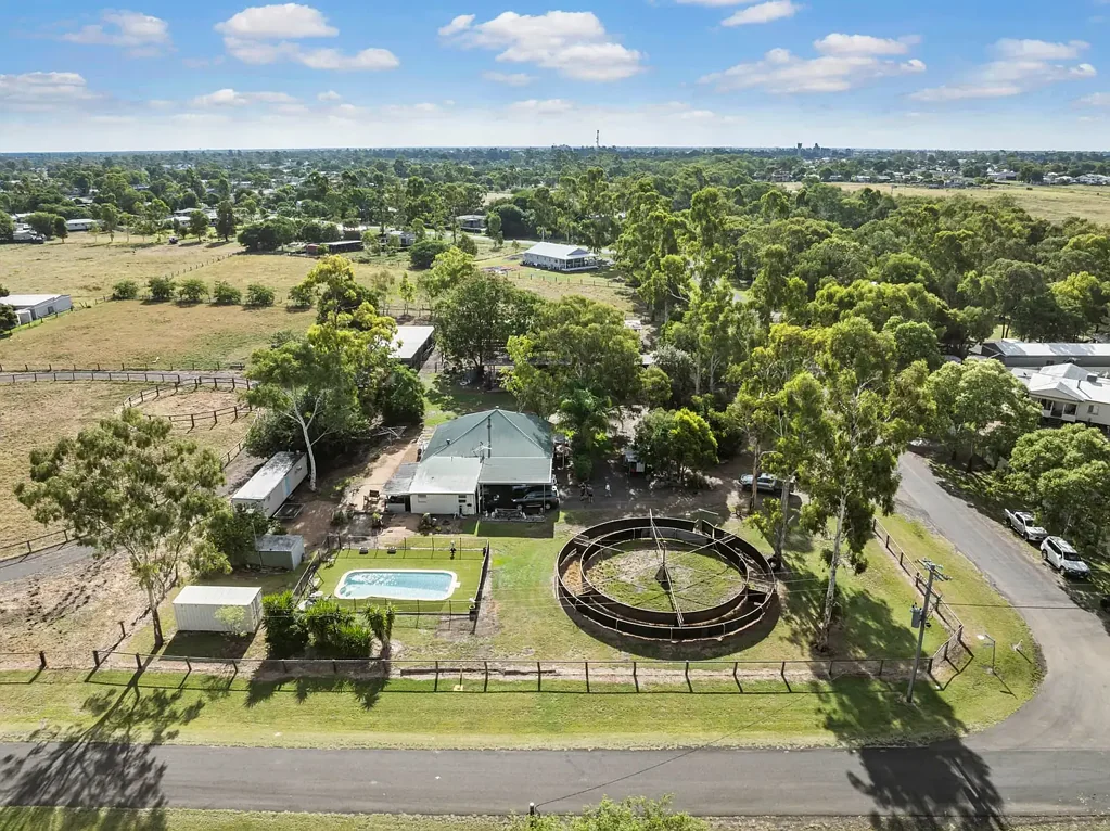 Dalby Lifestyle & Equine Property - Space, Comfort & Premier Facilities!