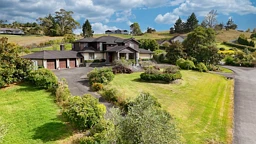 53 Rautahi Terrace, Okura