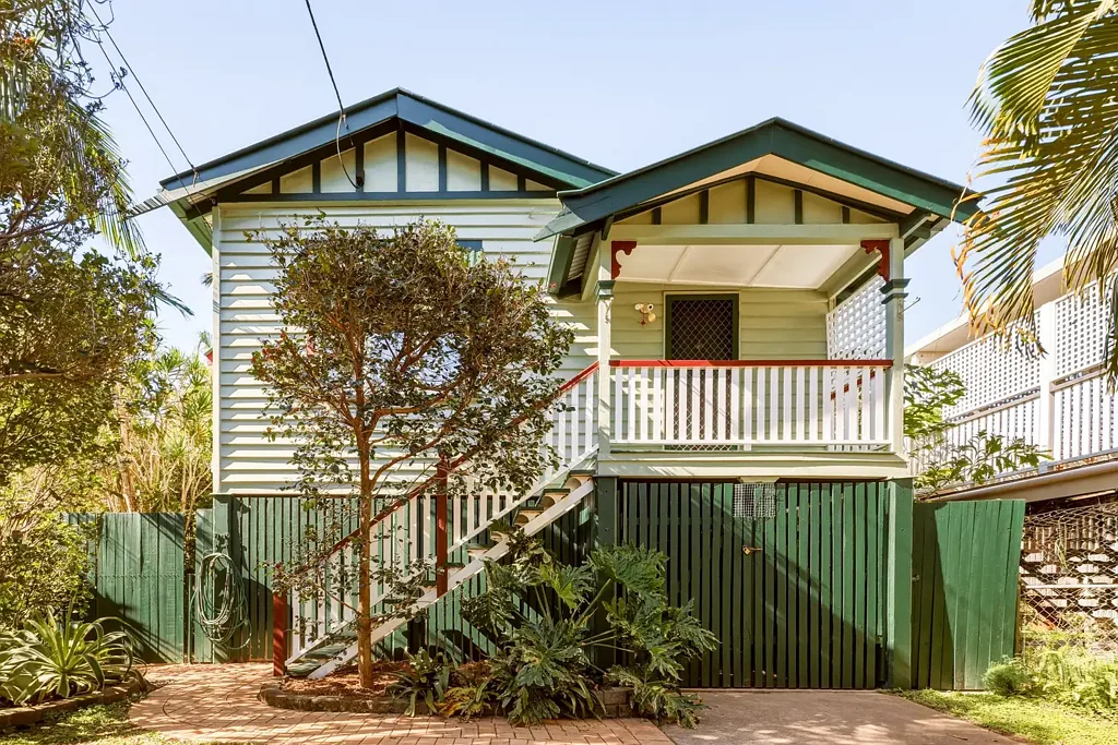 Coorparoo 2房 Coorparoo 的特色、舒适与公园旁生活 Character, Comfort & Parkside Living in Coorparoo