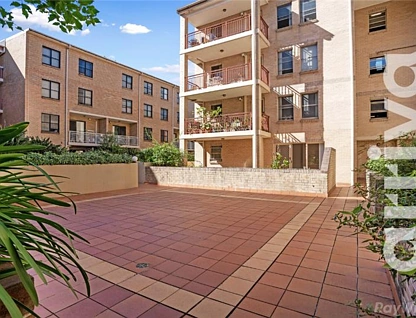 17/2 Moorgate Street, Chippendale, Sydney CBD, 2 rūma, 2 rūma horoi, Unit