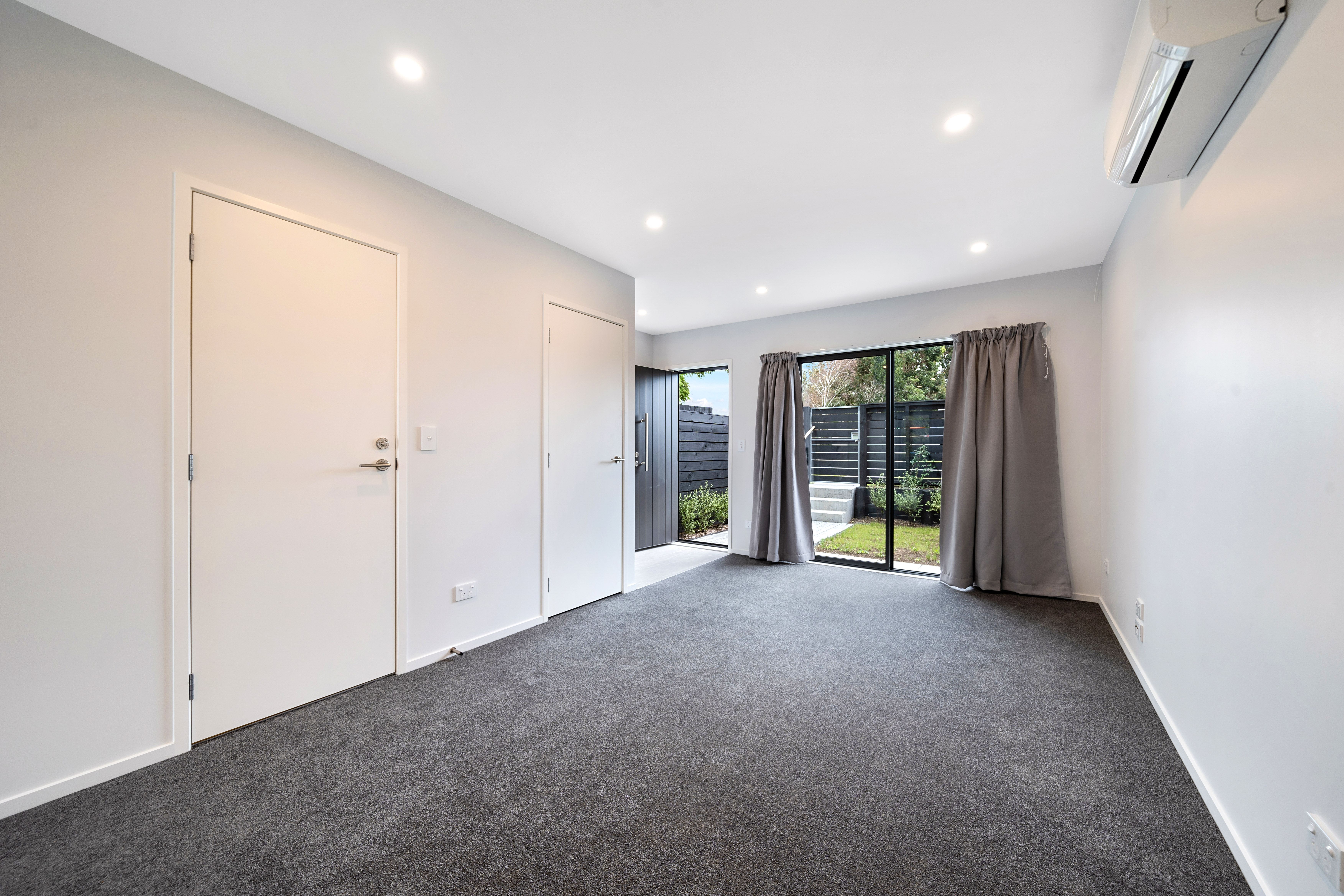 3/47 Awaroa Road, Sunnyvale, Auckland - Waitakere, 2 침실, 1 욕실