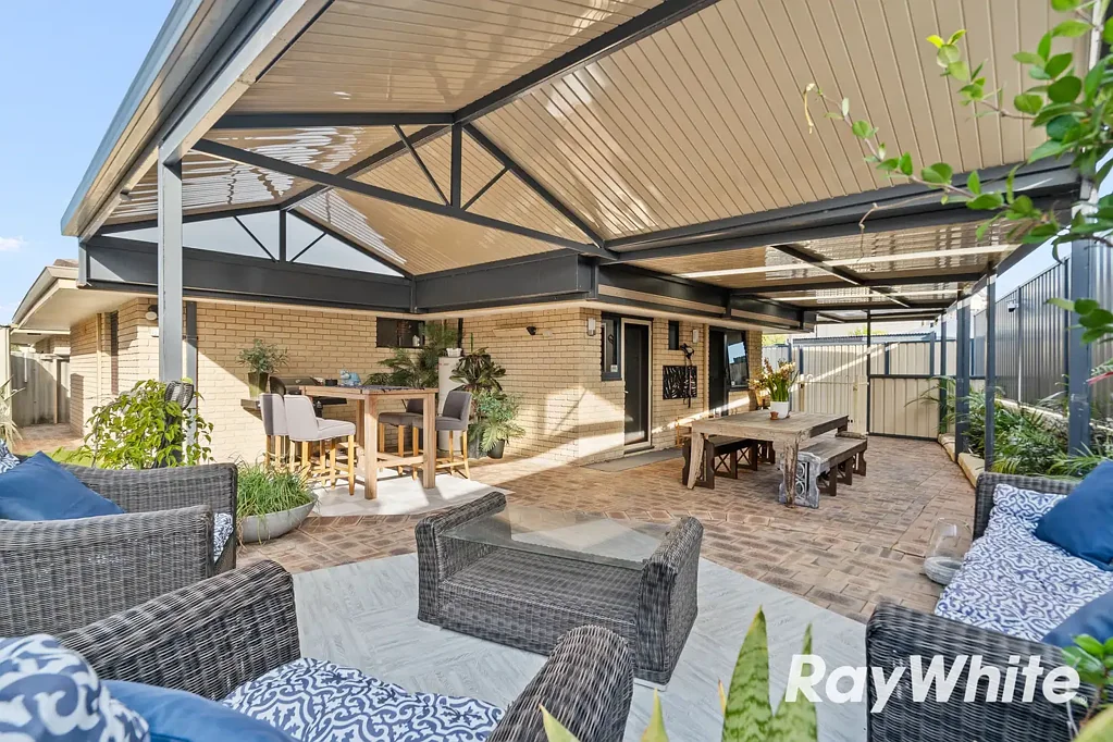 Halls Head 3房  MODERN HOME with COASTAL OUTDOOR LIVING