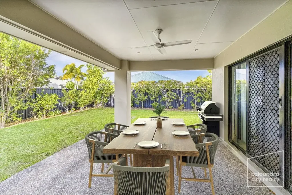 DISCOVER YOUR DREAM PELICAN WATERS HOME