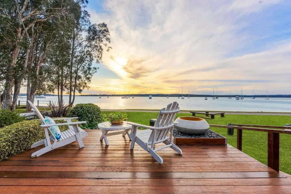 26a Gymea Crescent, Mannering Park, NSW 2259