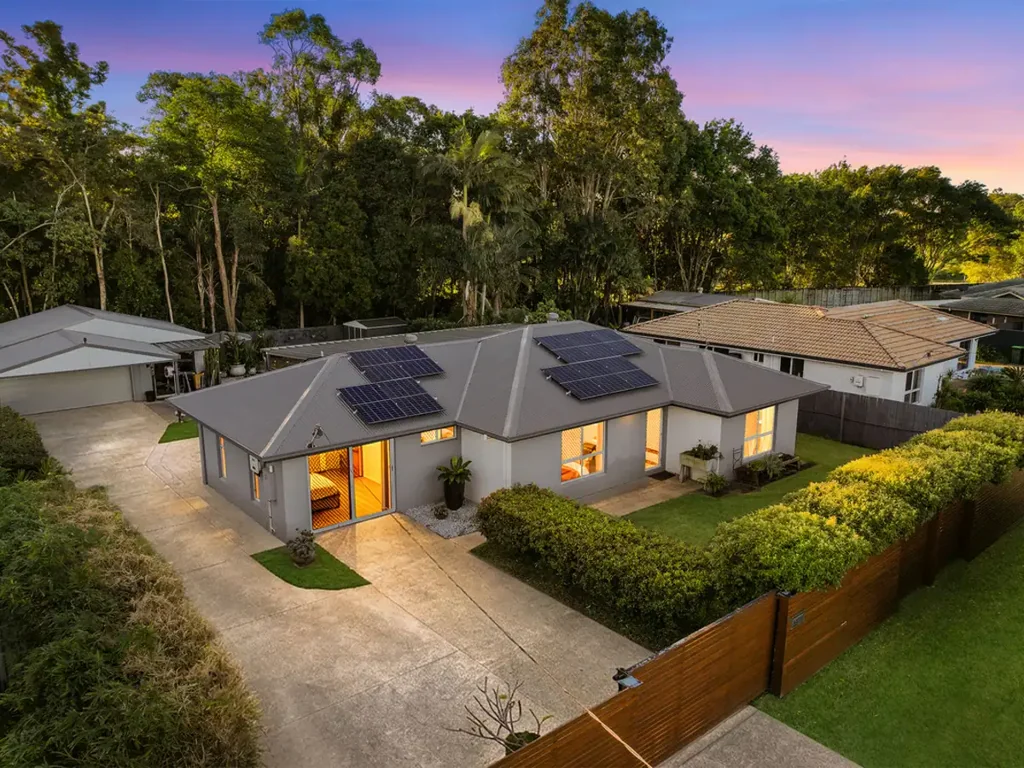 Buderim 3房  940m² Flat Block, Huge Shed & Exceptional Privacy