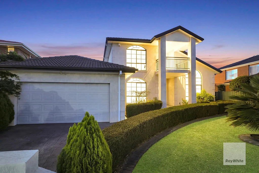 8 Coach House Drive, Attwood, VIC 3049