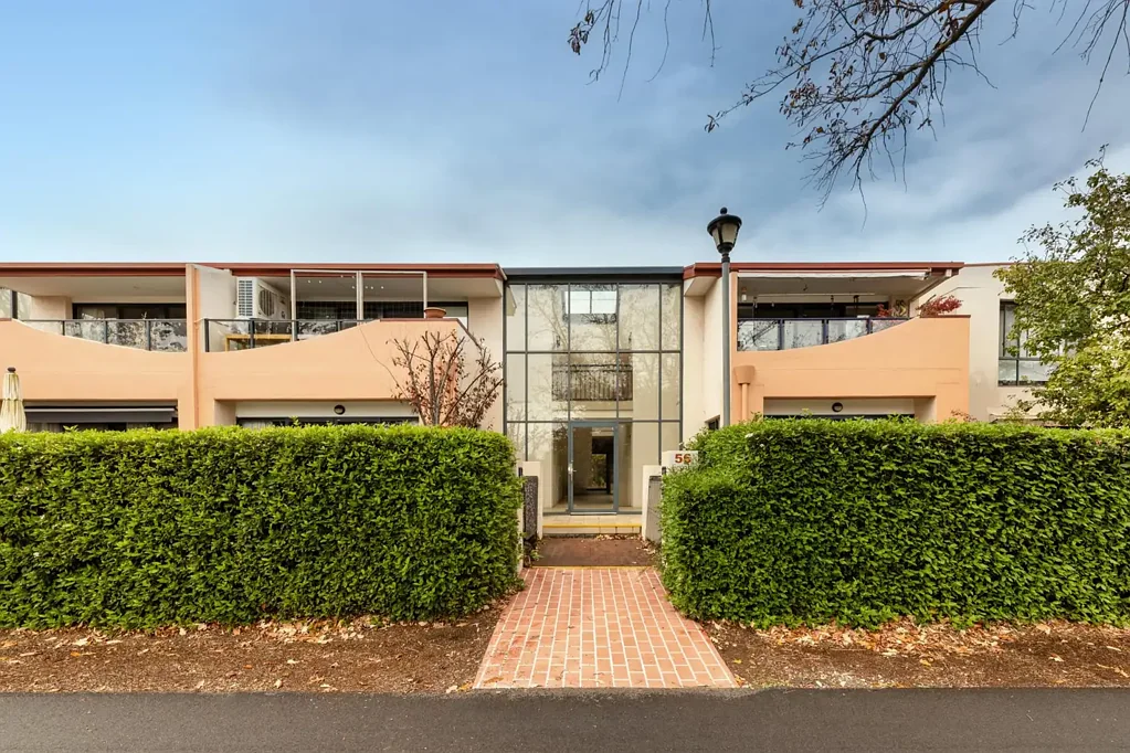 Stylish Ground Floor Apartment In The Heart Of Braddon