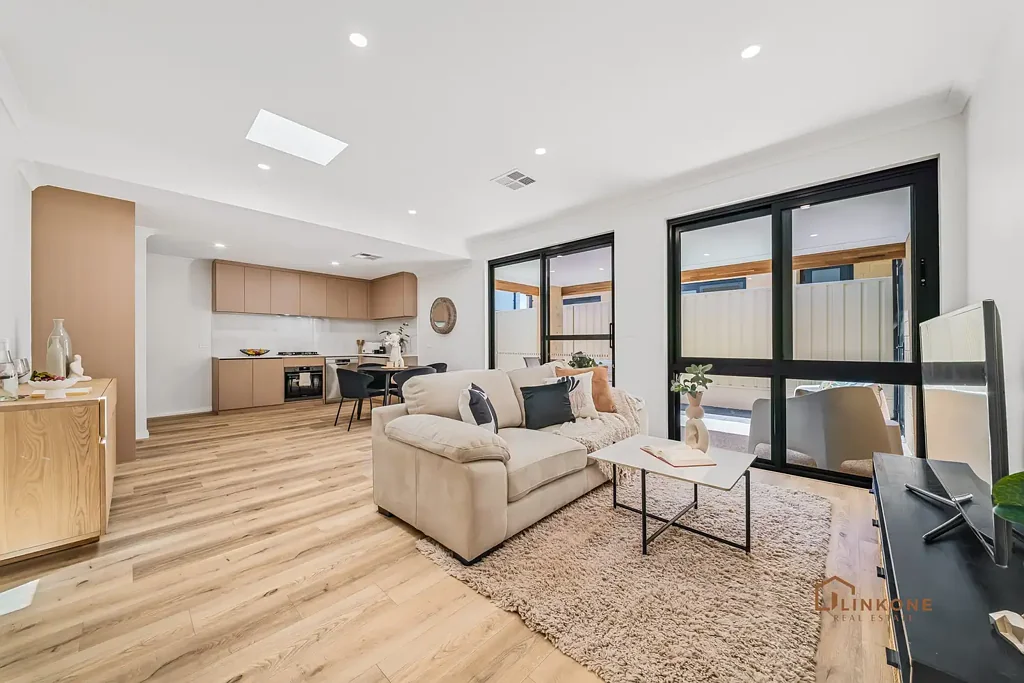 40A WENDOUREE RD, Wilson, WA 6107