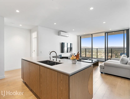3106/17 Austin Street, Adelaide, Adelaide CBD, 3 Bedrooms, 2 Bathrooms, Apartment