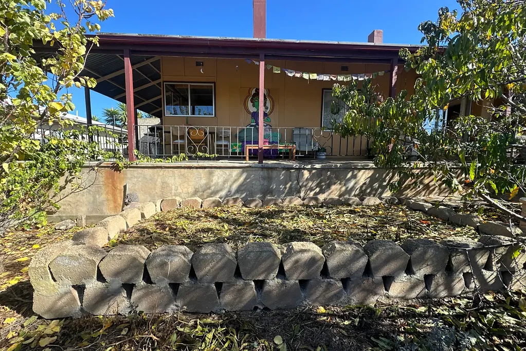 Port Lincoln 3Moenga Charming Home in a Prime Family-Friendly Location