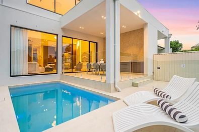 64B Raglan Road, Miranda, NSW 2228, 5 slaapkamers, 3 badkamers, Apartment