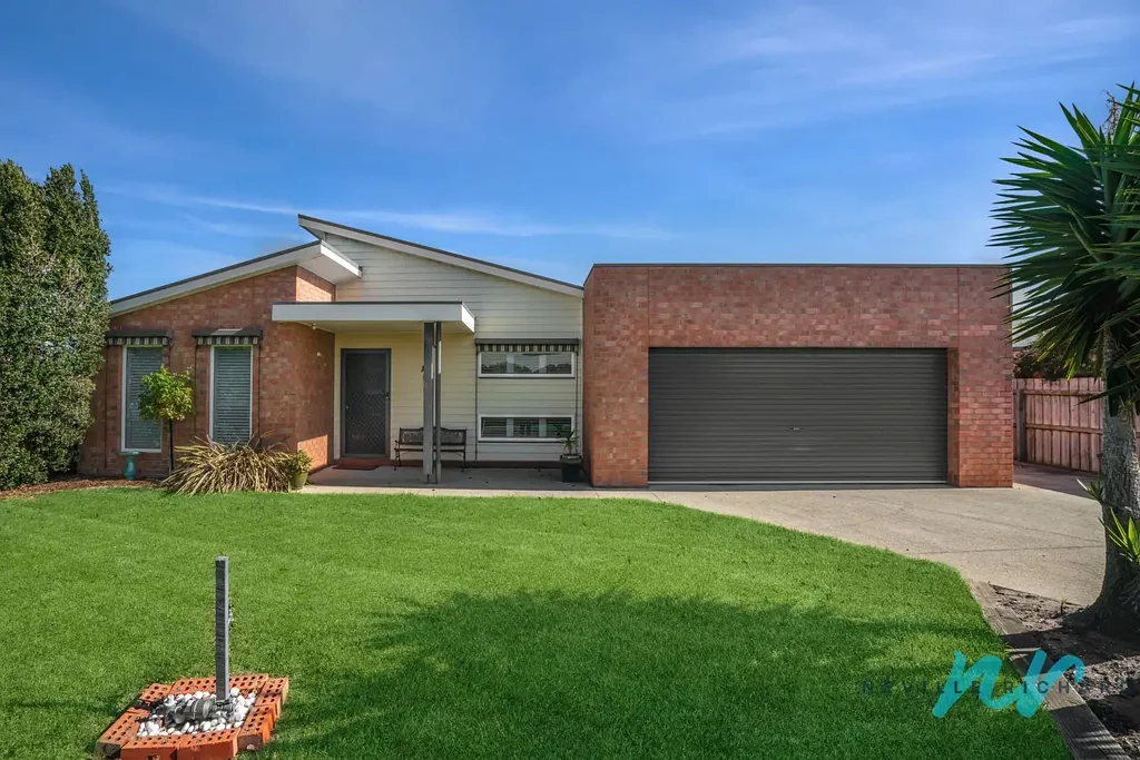 10 Turnberry Close, St Leonards, VIC 3223