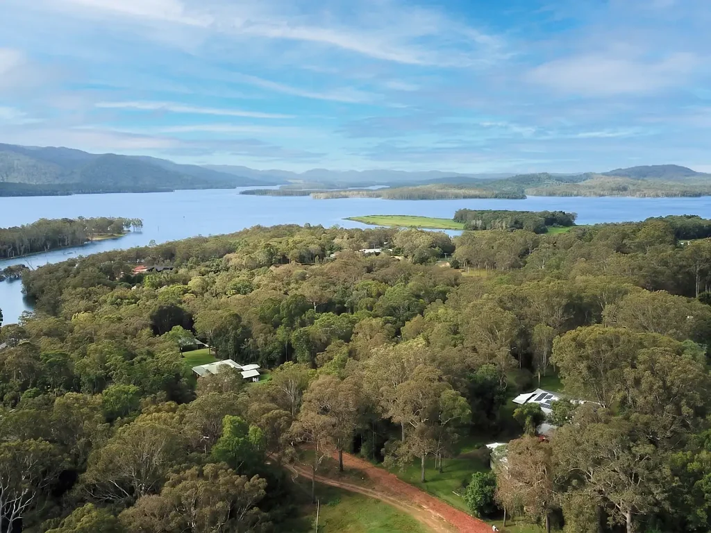 Tinaroo 4침실 Elevated Acreage Living: A Masterfully Engineered Family Sanctuary