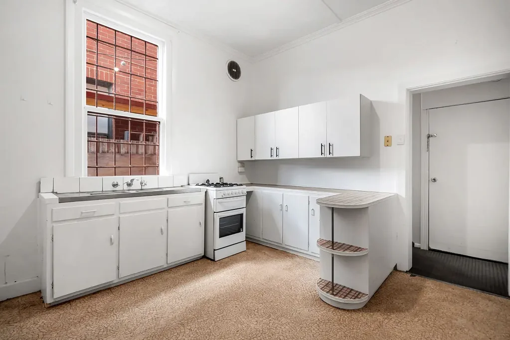 Spacious Two Bedroom Unit