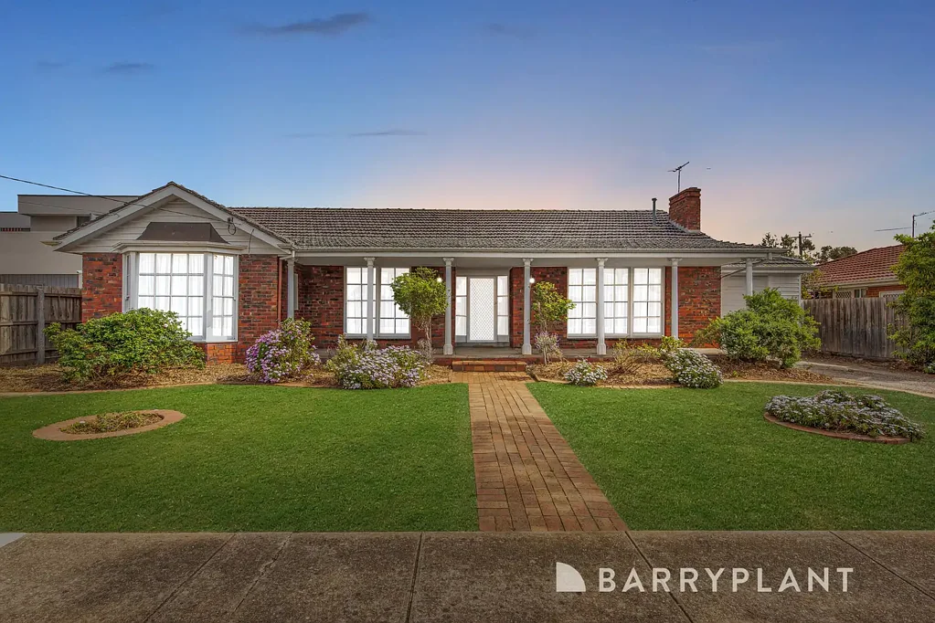 77 Mossfiel Drive, Hoppers Crossing, VIC 3029