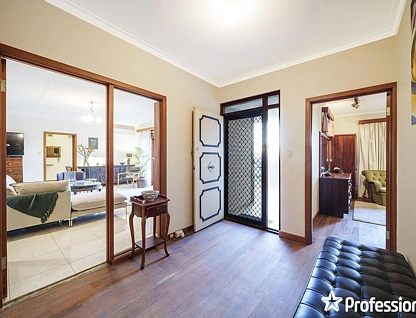 44 Talbot Road, Swan View, WA 6056, 3房, 1浴, House
