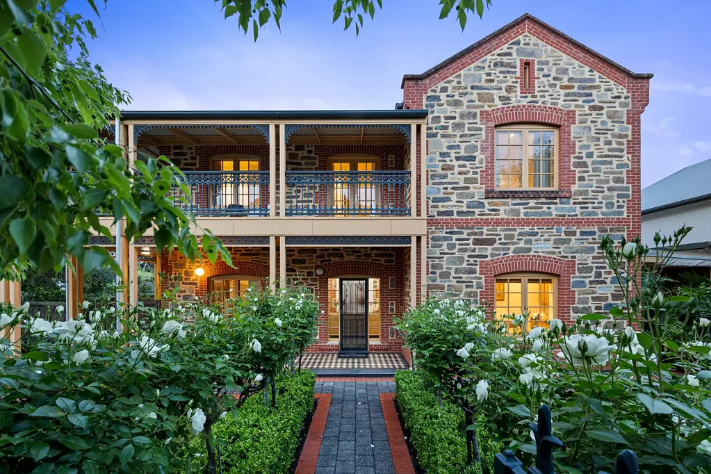 Netherby 4房  Luxurious Family Living in Prestigious Netherby - UNDER CONTRACT