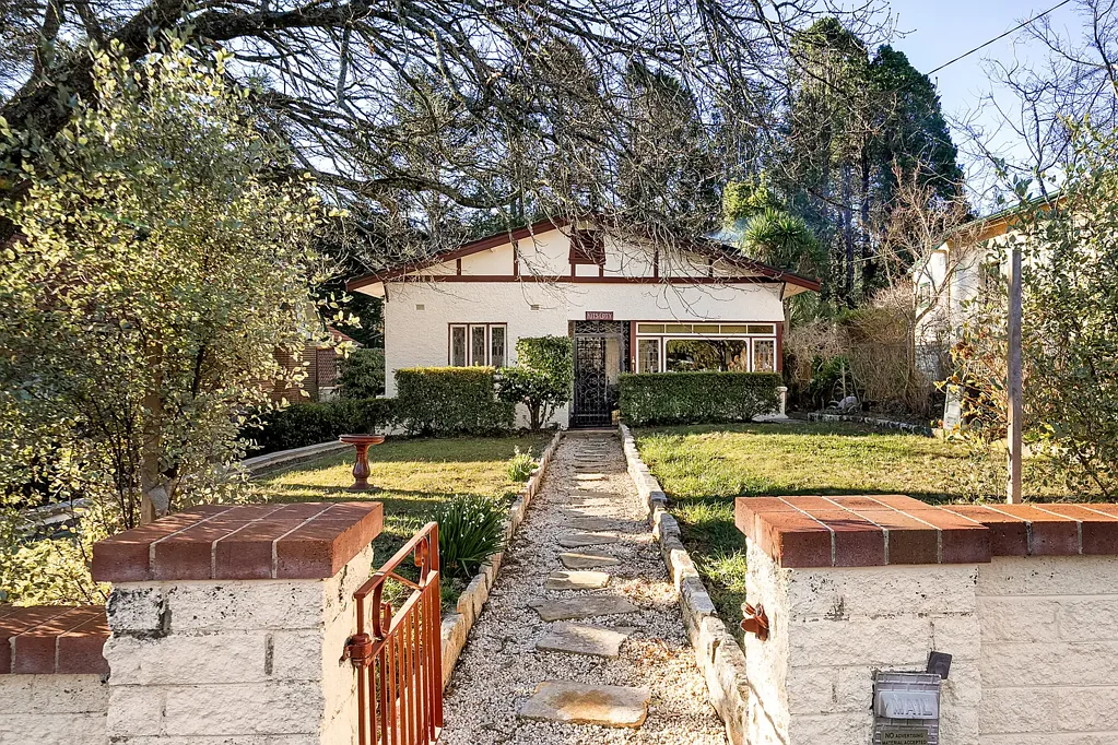 6 Waratah Street, Katoomba, NSW 2780