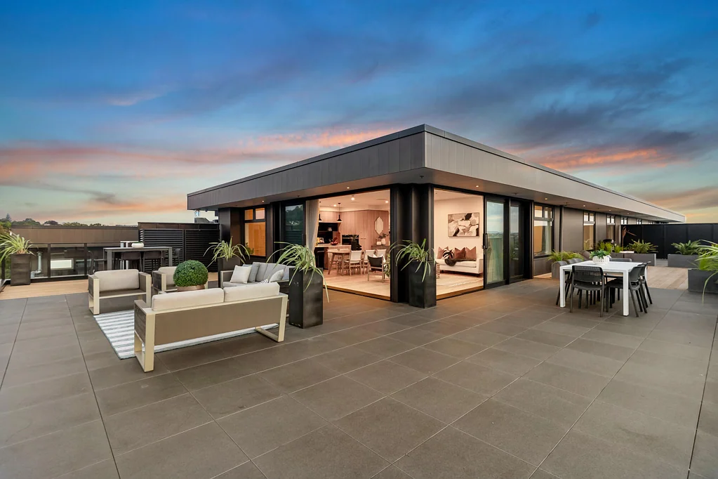 Mount Eden 3 Slaapkamer Breathtaking views & expansive outdoor living