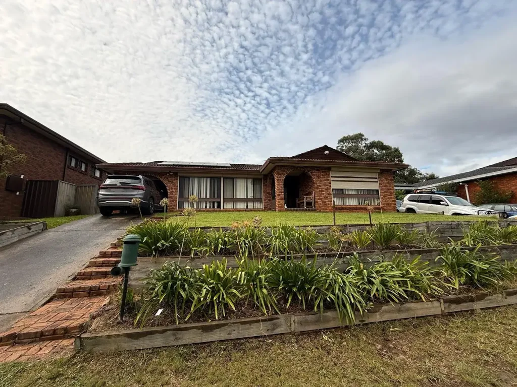 11 Hebrides Place, St Andrews, NSW 2566