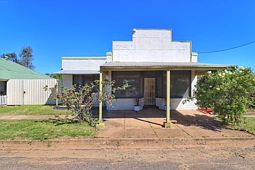 34 Main Street, Gooloogong