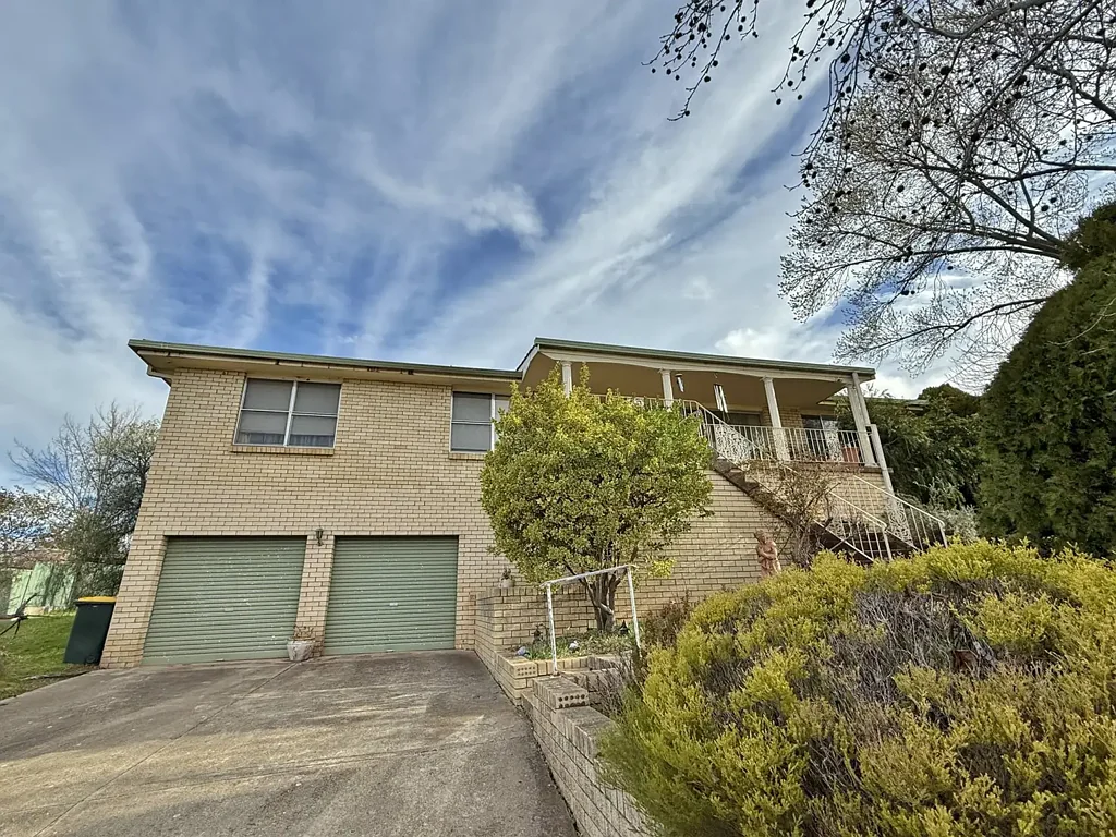 Cootamundra 3બેડરૂમ Family Home with a Lovely Aspect
