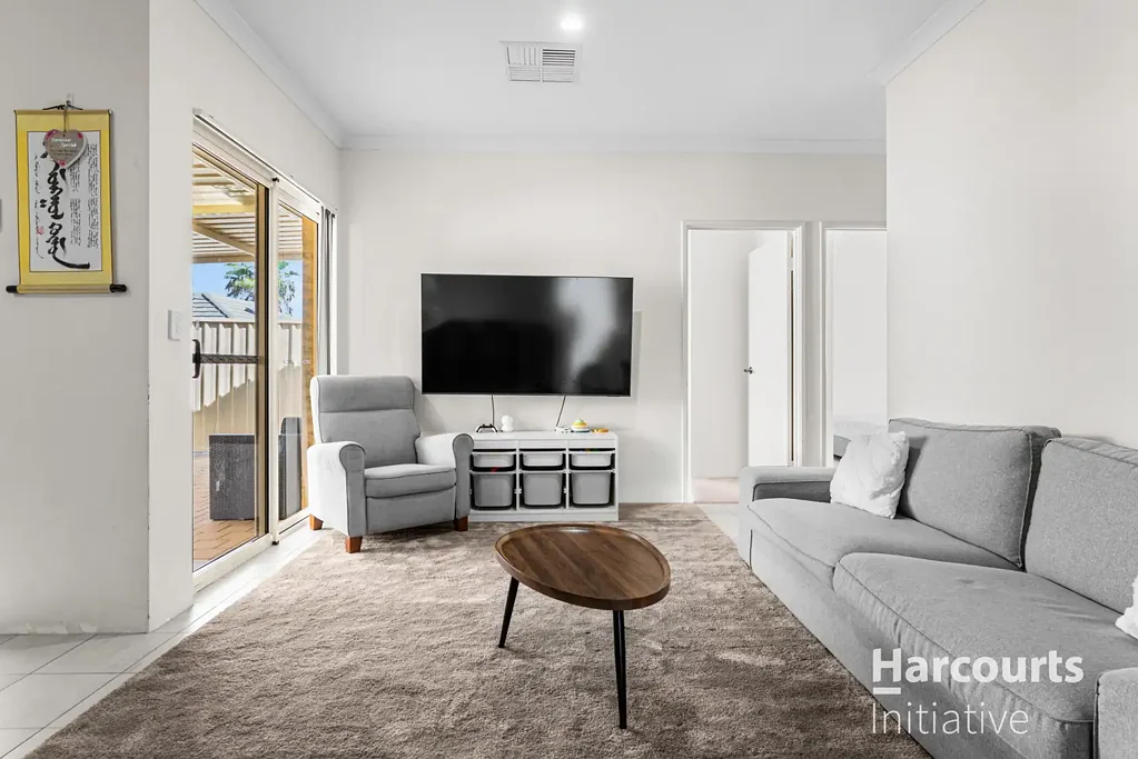 Westminster 3બેડરૂમ Modern, Low-Maintenance Living in a Convenient Westminster Location
