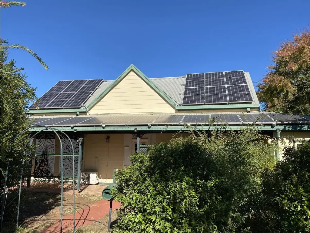 Nyngan 4침실 Great Investment on a Huge 2,025sqm Block!