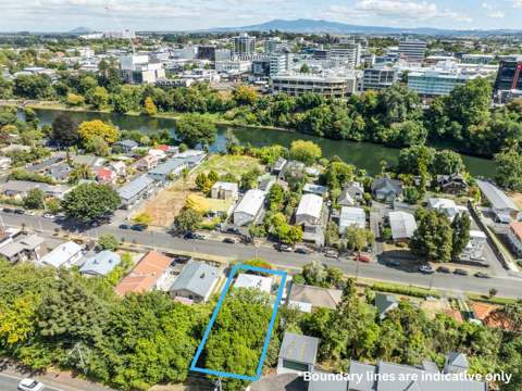 Hamilton East 2房  NO VENDOR WARRANTIES! MUST BE SOLD!