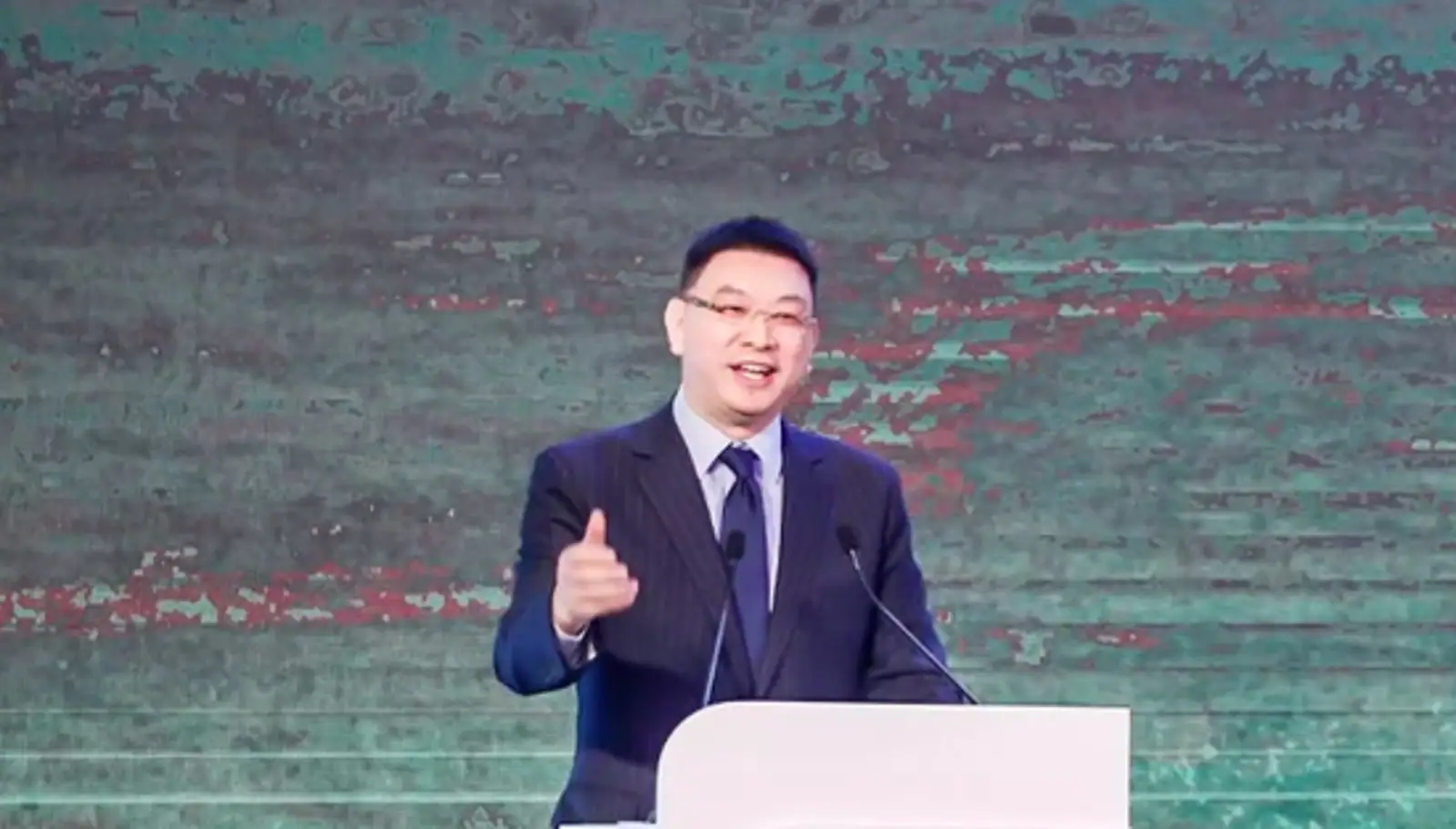 华为徐文伟：亚太区5G部署走在世界前列