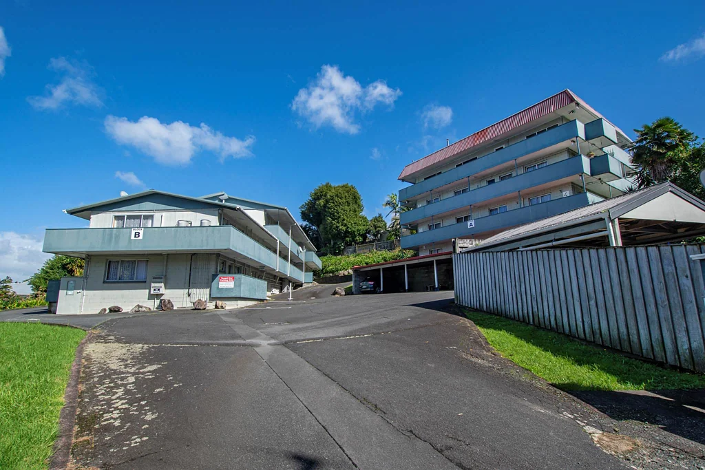 Regent 34房  15 Units - Central Location