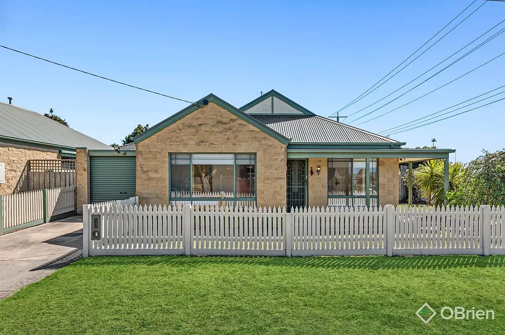 2A Worwong Avenue, Somerville, VIC 3912