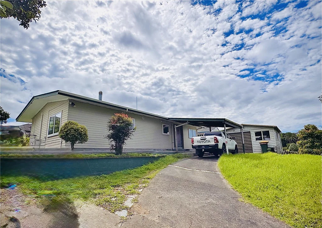 Papatoetoe 4 Bedroom Big land. Great space. Endless potential