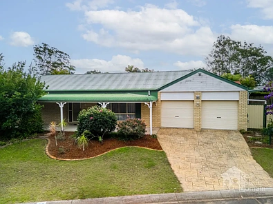 Forest Lake 3 Slaapkamer SOLID BASIC HOME READY FOR THAT PERSONAL TOUCH