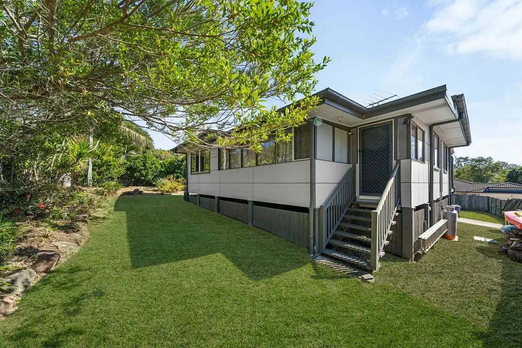 Capalaba 3 Bedroom Investors make $$$ here?? Seller has instructed that all and any offers be presented.