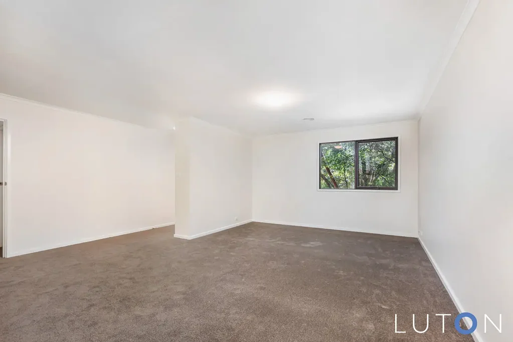 Three Bedroom Family Home in Ideal Location