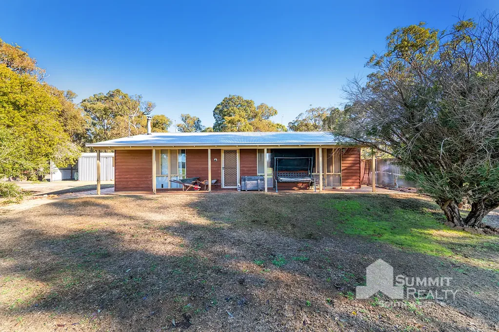 Donnybrook GREAT LIFESTYLE PROPERTY SITUATED ON THE EDGE OF TOWN