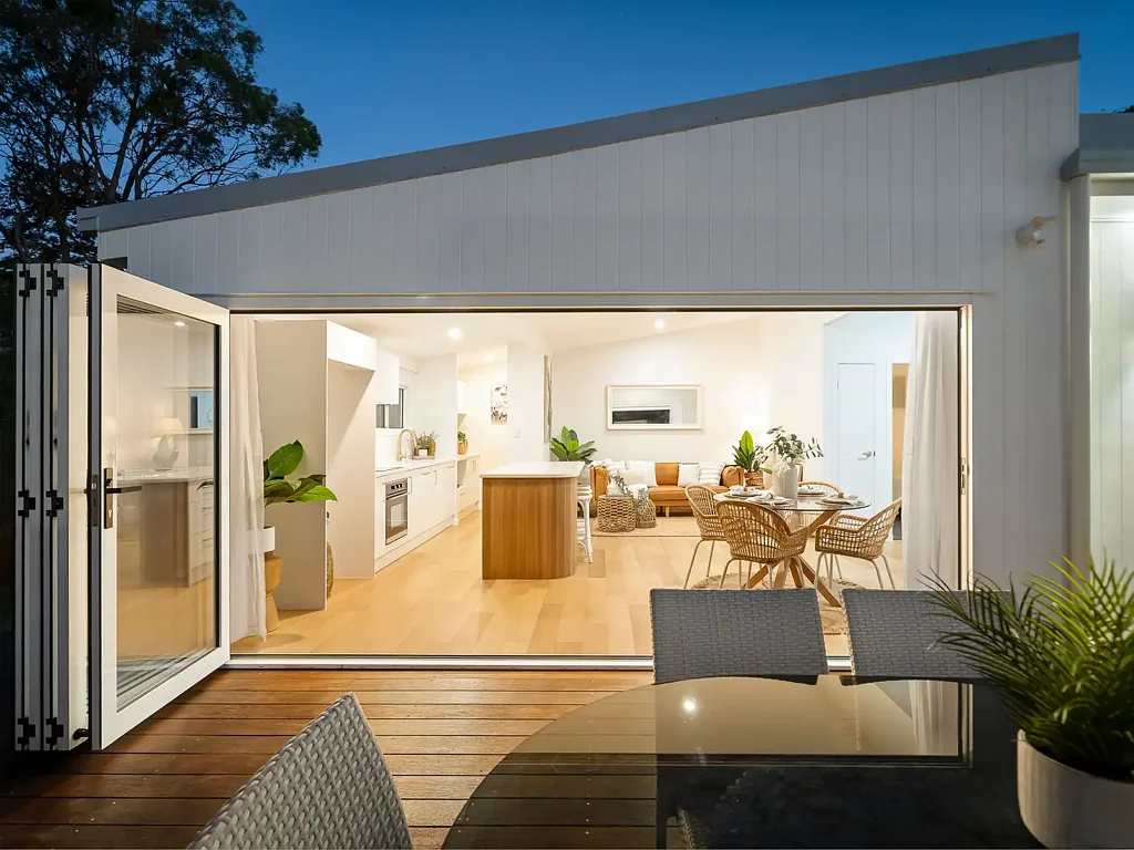 Holland Park 3침실 Stylish Family Home in Highly Sought-After Holland Park Pocket