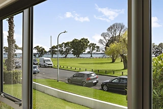 8/1 Watene Crescent, Orakei, Auckland City
