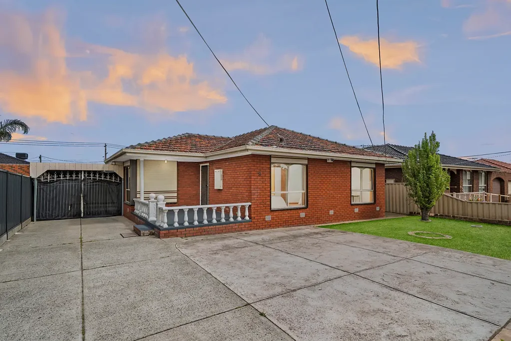 Thomastown 3Kwarto Classic Thomastown Charmer in a Connected Location