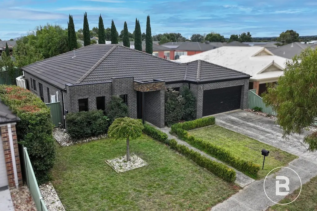 Miners Rest 3房  MODERN COMFORT & LIFESTYLE IN A PRIME LOCATION