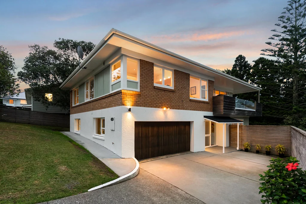 4 McDowell Crescent, Hillcrest, North Shore City, Auckland